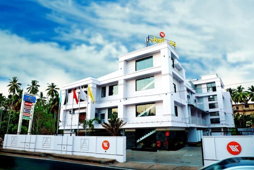 Kallada Mamatha Motels Kunnamkulam Екстер'єр фото